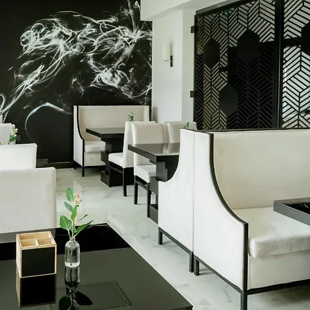 Lamede Self Check-in Hotel