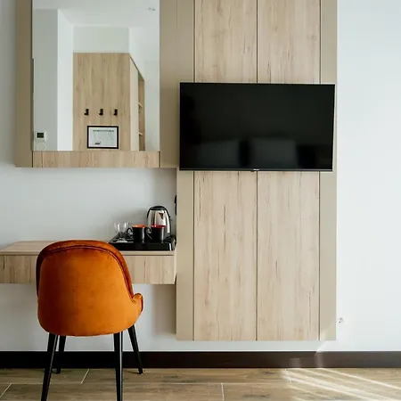 Lamede Self Check-in Hotel