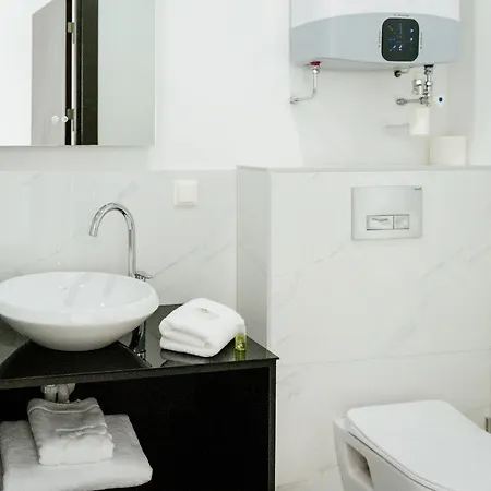 Lamede Self Check-in Hotel *
