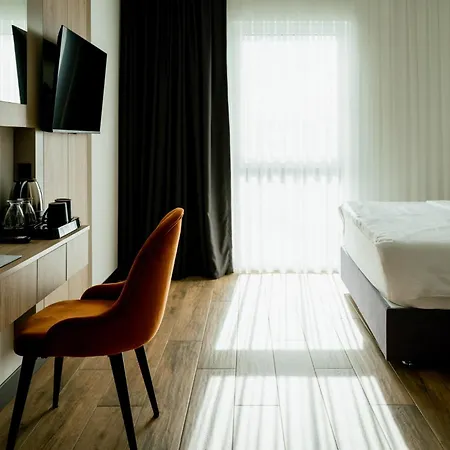 Lamede Self Check-in Hotel *