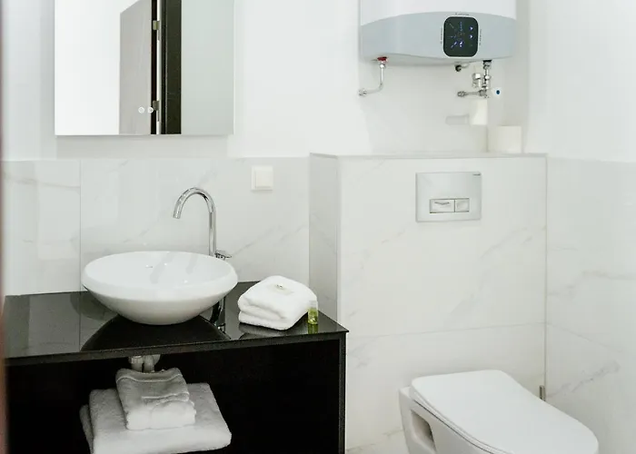 Lamede Self Check-in Hotel *