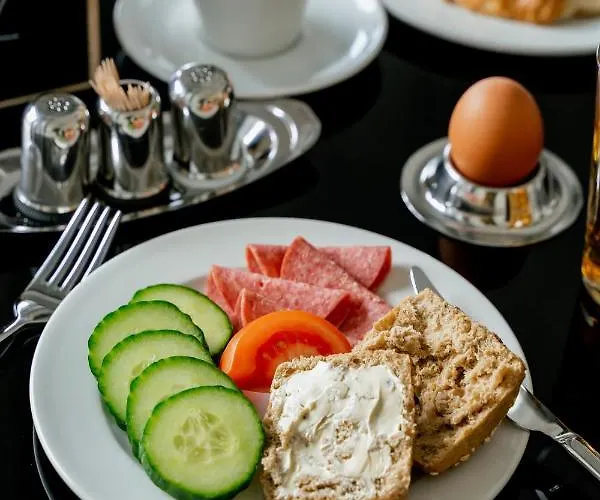 Lamede Self Check-in Hotel