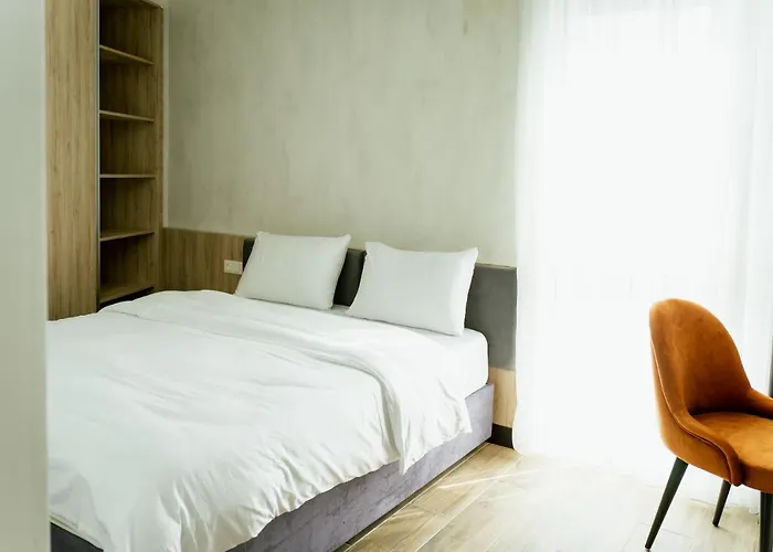 Lamede Self Check-in Hotel