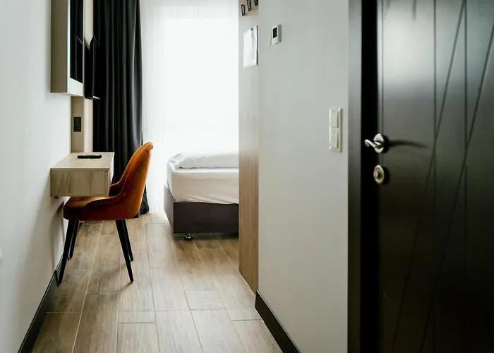 Hotel Lamede Self Check-in Wiener Neustadt