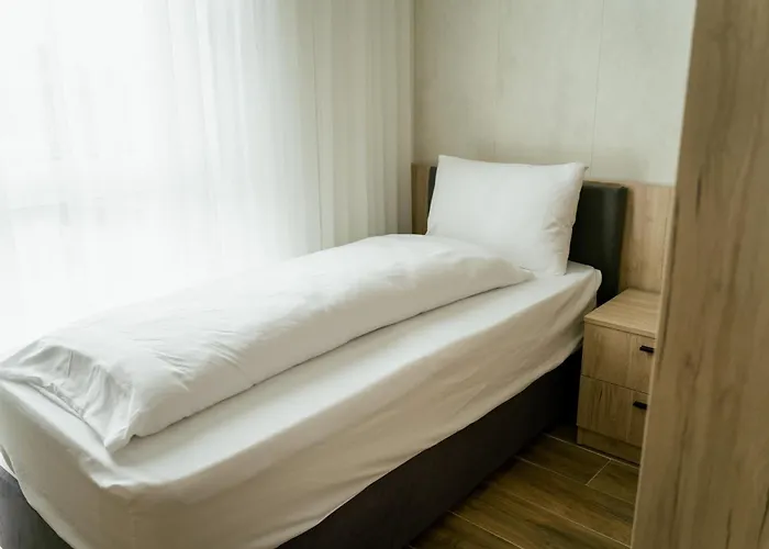 Lamede Self Check-in Hotel